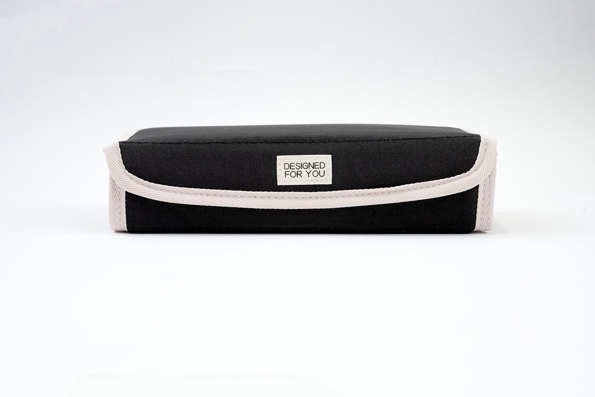 Magnetic Lock Pouch - Black Kidgets