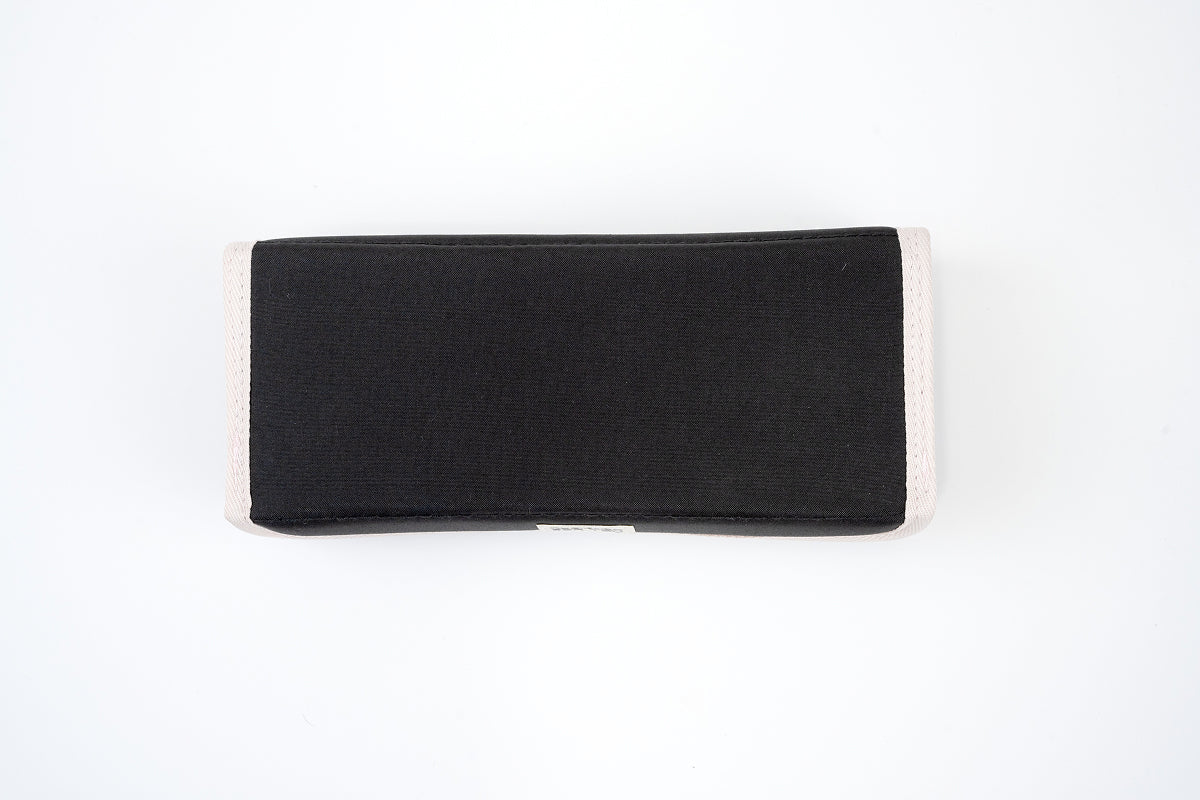 Magnetic Lock Pouch - Black Kidgets