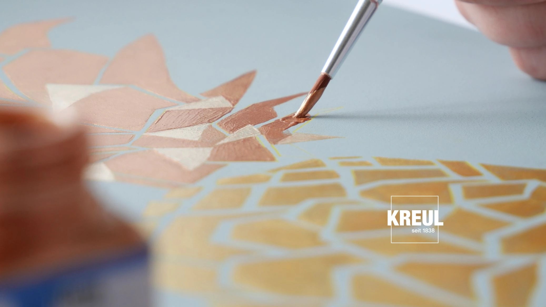 Applying KREUL acrylic metallic paint for smooth glossy metallic finish