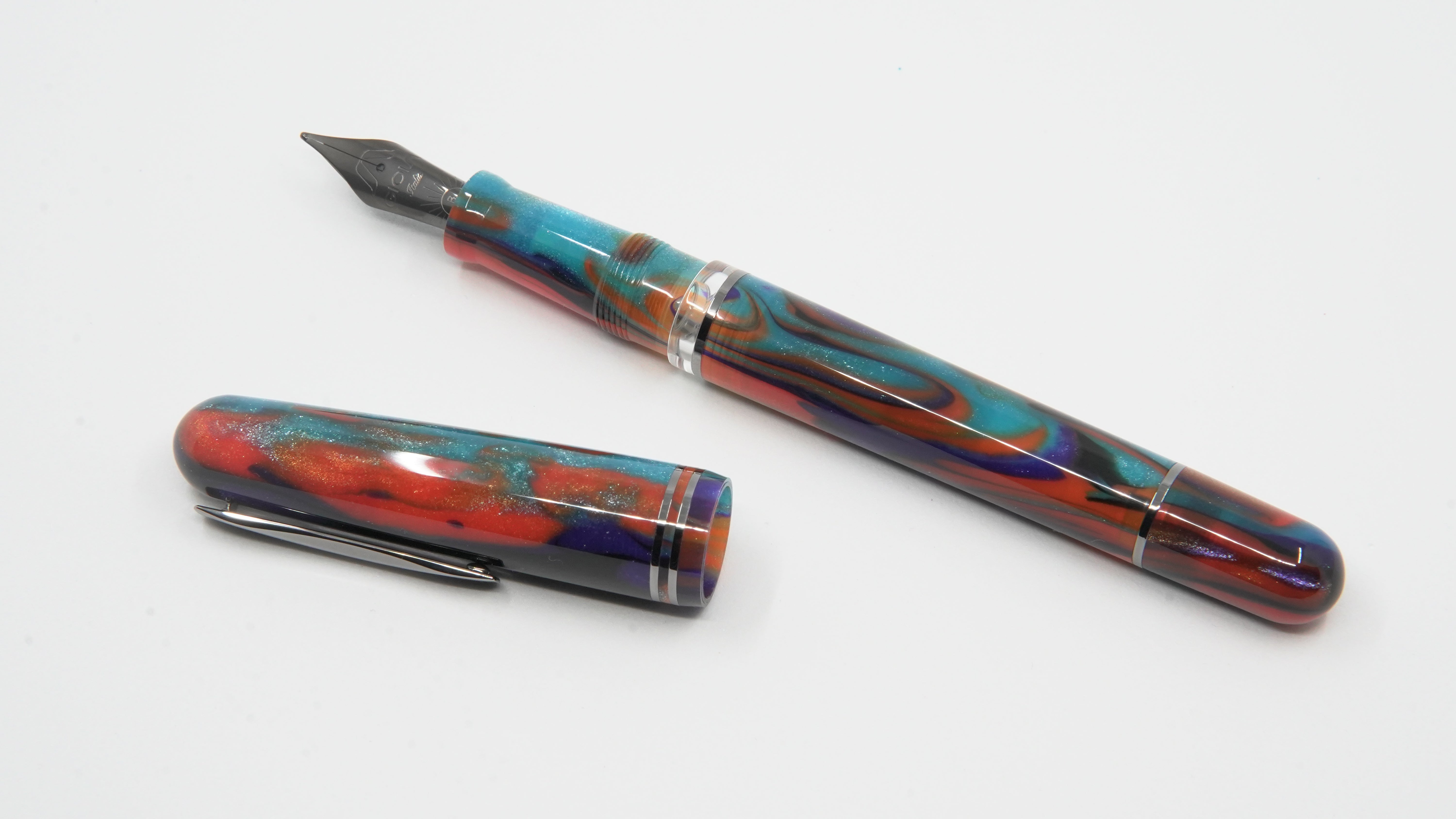 Gioia | Metis Fountain Pen | Iride | Ruthenium Trims | Stub Nib Gioia