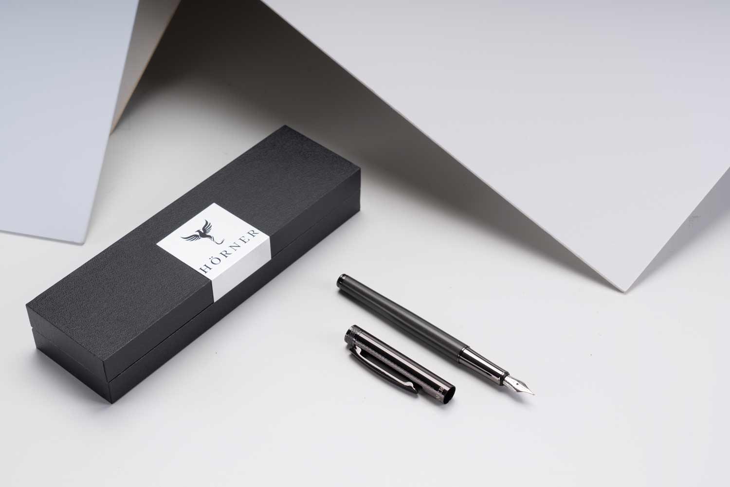 Horner | Levio | Fountain Pen | Gunmetal Grey Horner