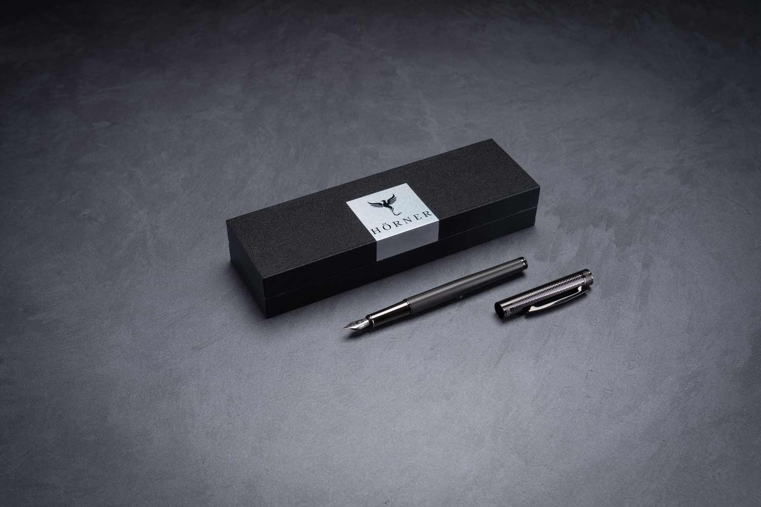 Horner | Levio | Fountain Pen | Gunmetal Grey Horner