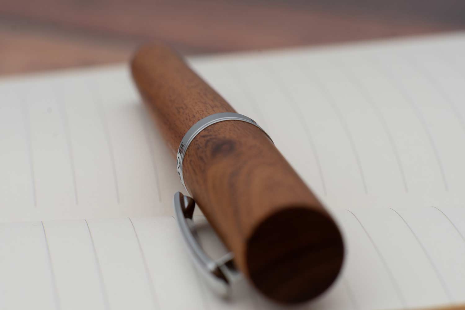 Horner | Scriptum | Fountain Pen | Mahogany Wood Horner