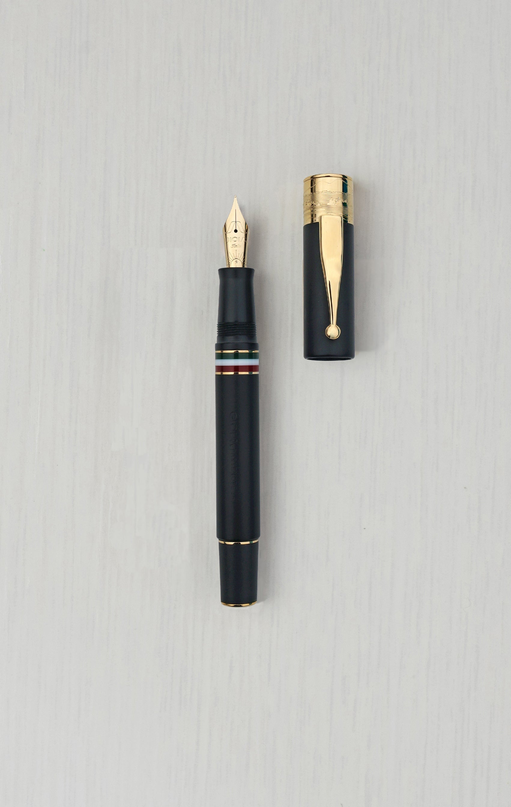 Gioia | Fountain Pen & Rollerball Pen | Partenope | Black Sand | Gold Trims Gioia