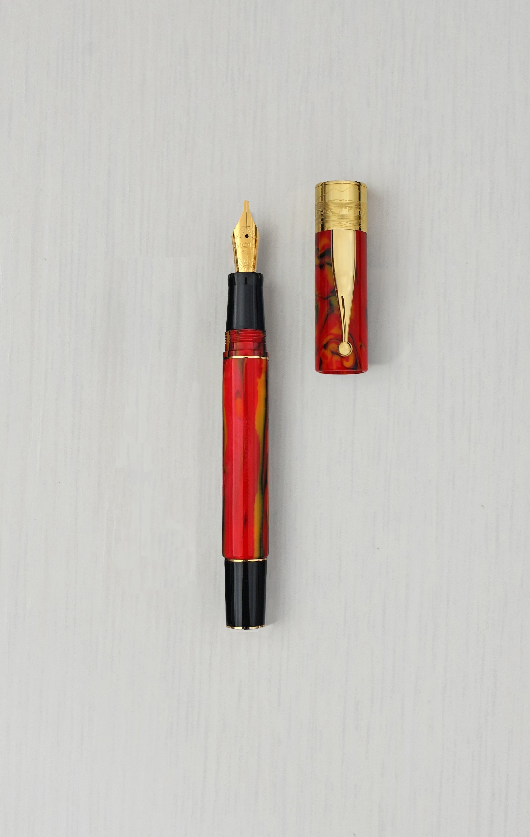 Gioia | Fountain Pen & Rollerball Pen | Partenope | Fiamma Flame | Gold Trims Gioia