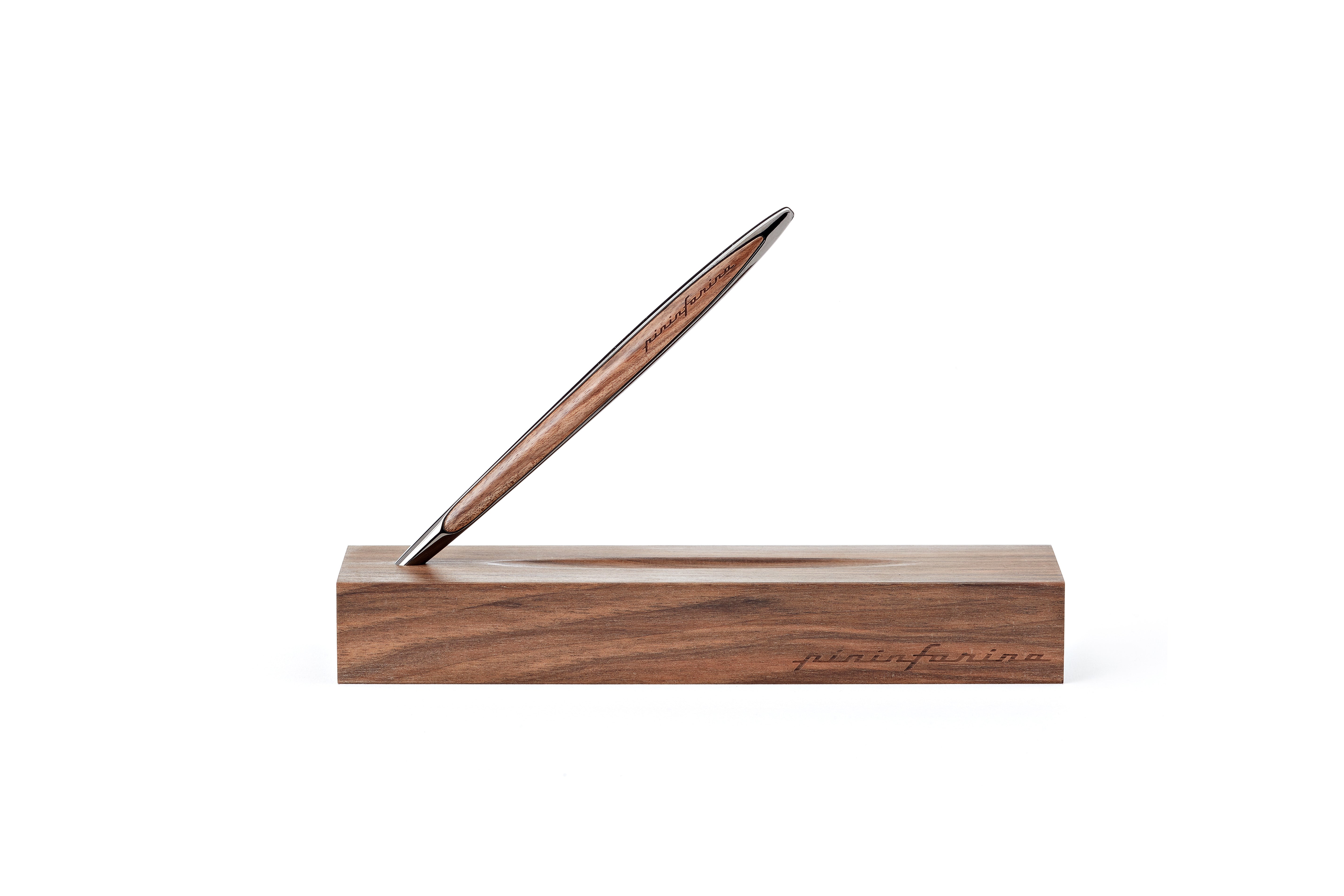 Pininfarina | Cambiano | Glossy Black | Classic Ethergraf Metal Alloy Nib | Solid Wood Desk Stand Pininfarina