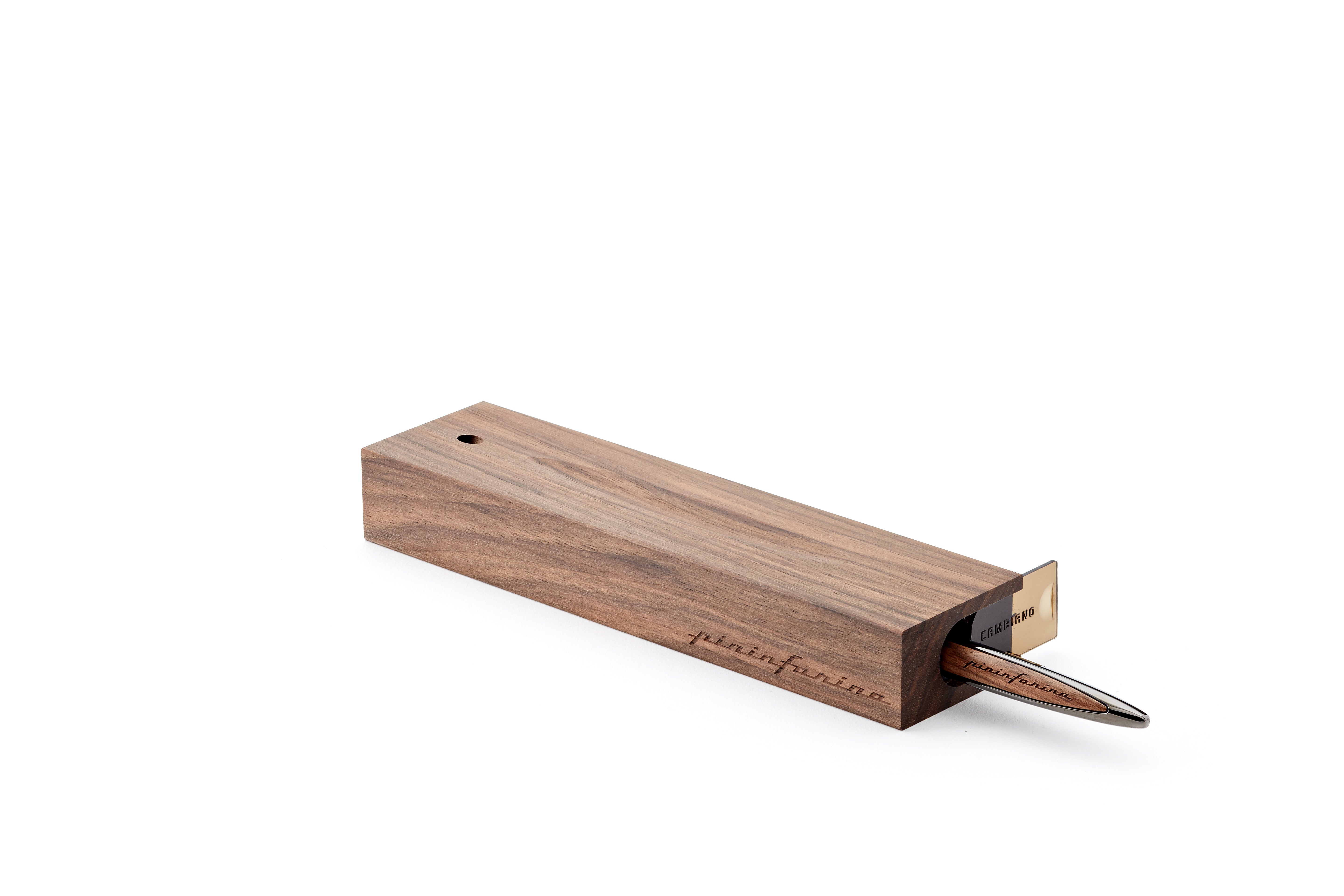 Pininfarina | Cambiano | Glossy Black | Classic Ethergraf Metal Alloy Nib | Solid Wood Desk Stand Pininfarina