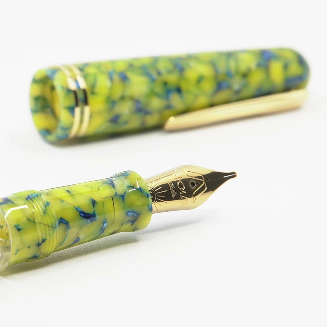 Gioia | Metis Fountain Pen | Colibri Gold | Broad Nib Gioia