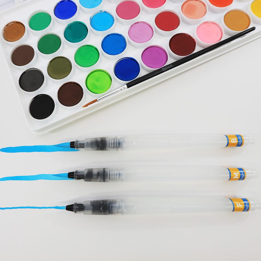 Mont Marte Water Brush Set – 3 refillable brushes with flat and round tips, perfect for blending, shading, and smooth watercolor application.