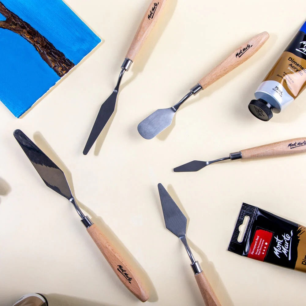 Palette Knife Blending Paint on Canvas - Mont Marte Tool in Action