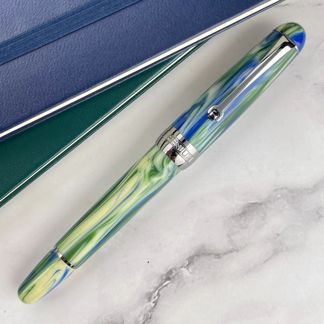 Penlux | Fountain Pen | Delgado | The Green Earth Penlux
