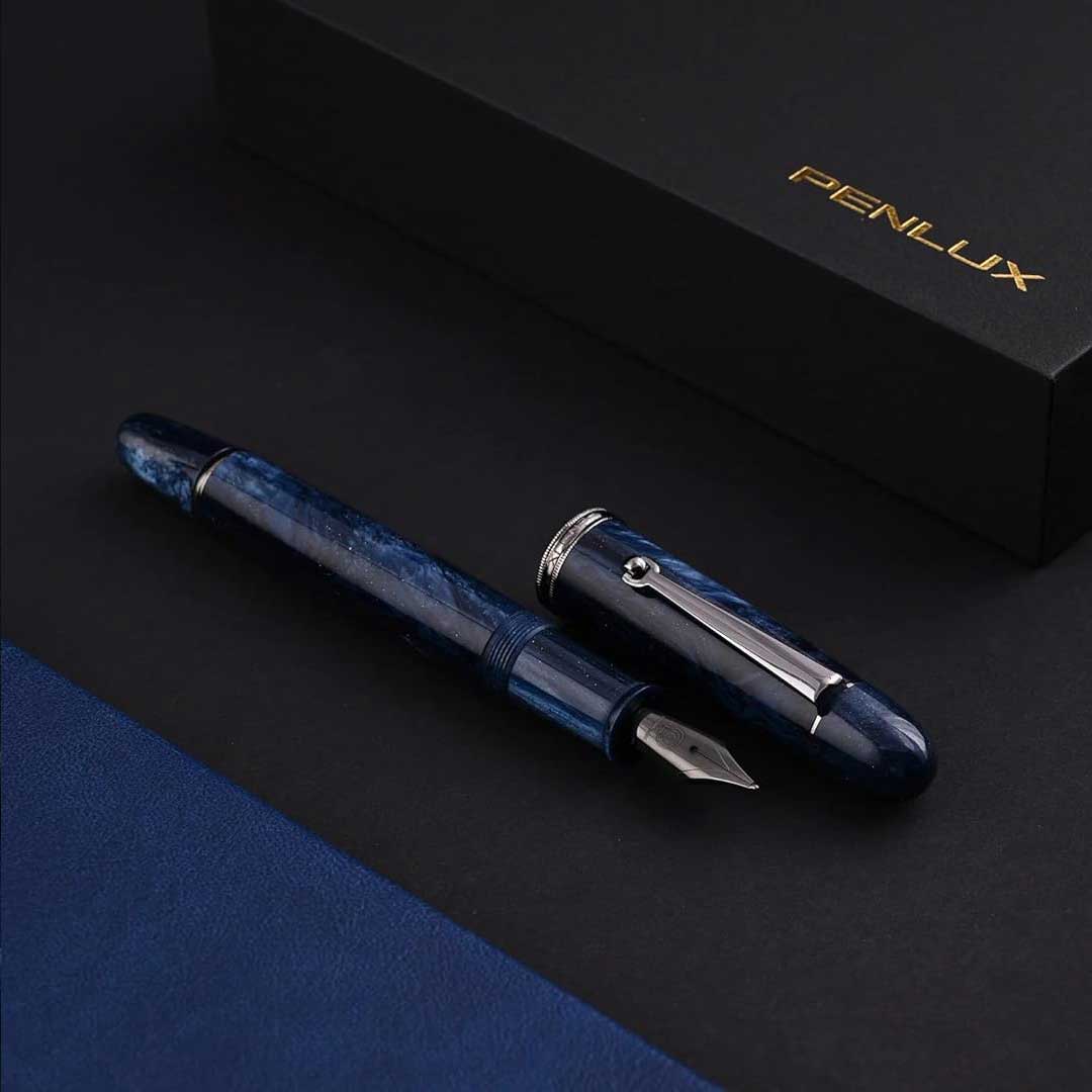 Penlux | Fountain Pen | Masterpiece Delgado | Firefly Penlux