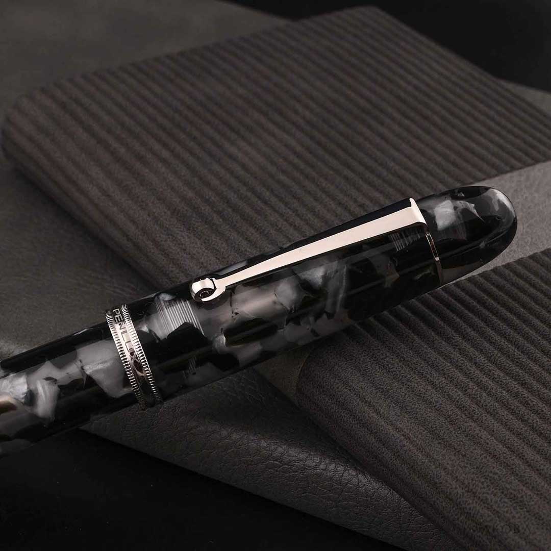 Penlux | Koi | Fountain Pen | King Body | Black & White | Piston Filling Penlux